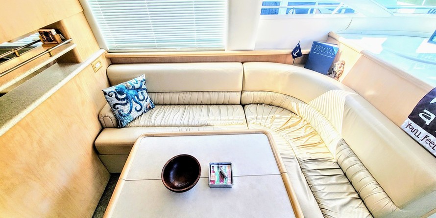 Carver 41 Cockpit Motor Yacht