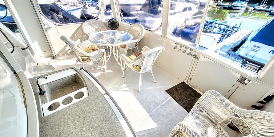 Carver 41 Cockpit Motor Yacht