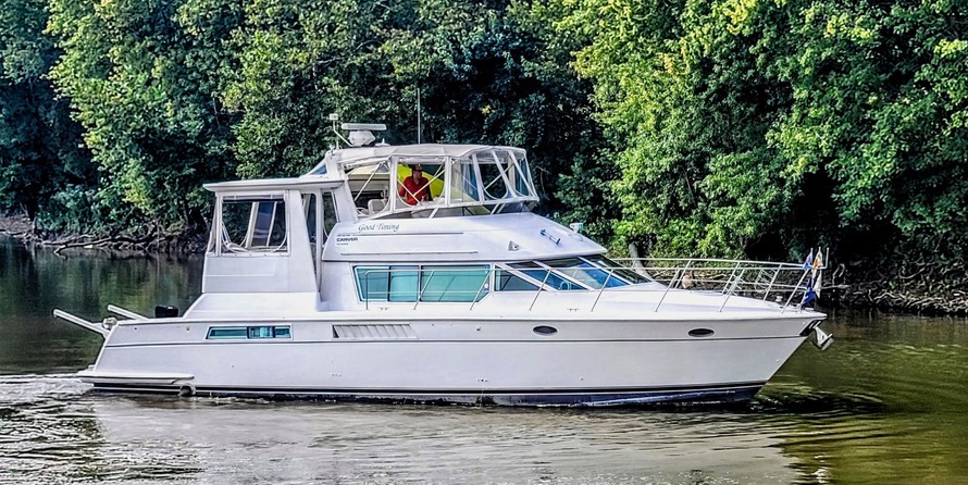 Carver 41 Cockpit Motor Yacht