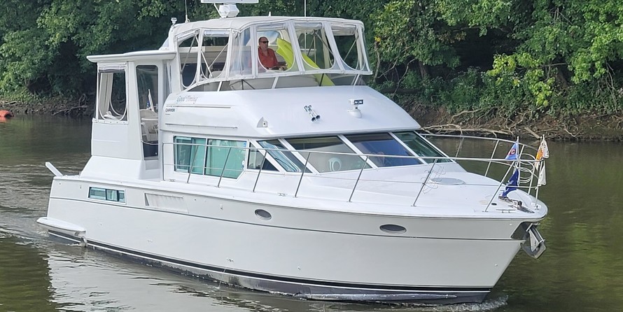 Carver 41 Cockpit Motor Yacht