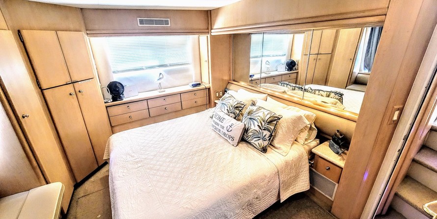 Carver 41 Cockpit Motor Yacht