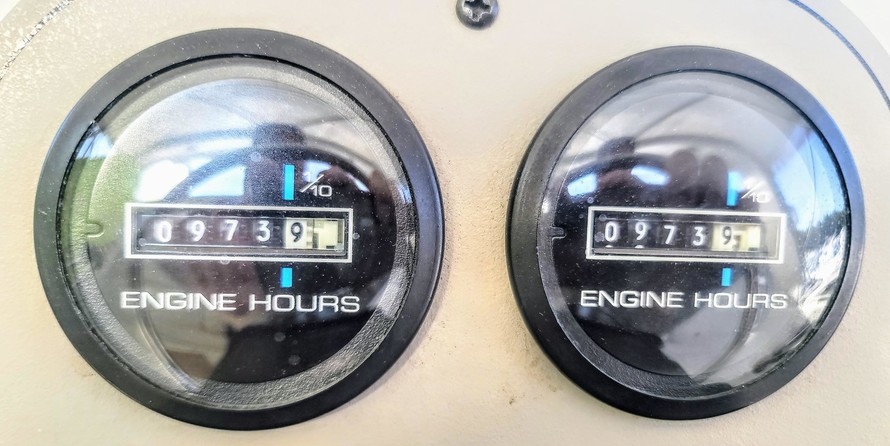 Carver 41 Cockpit Motor Yacht