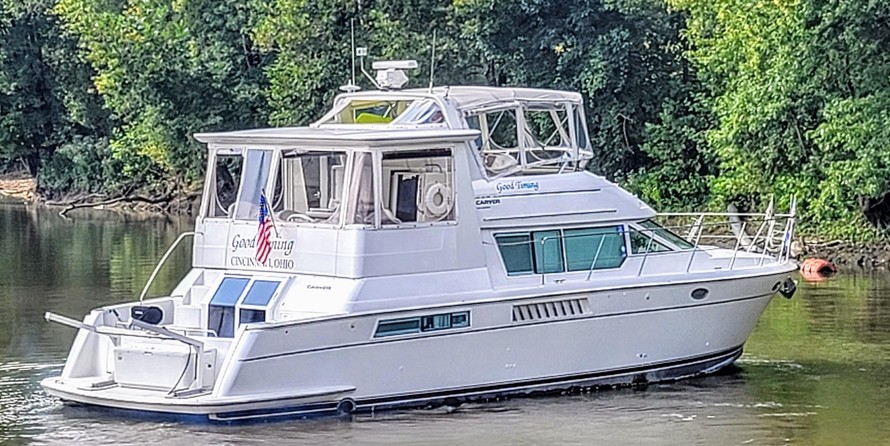 Carver 41 Cockpit Motor Yacht