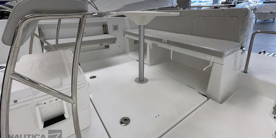 Beneteau Flyer 7 SUNdeck