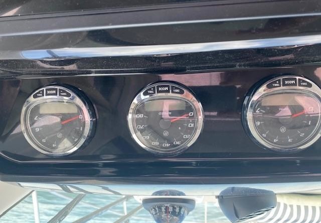 Jeanneau Merry Fisher 855