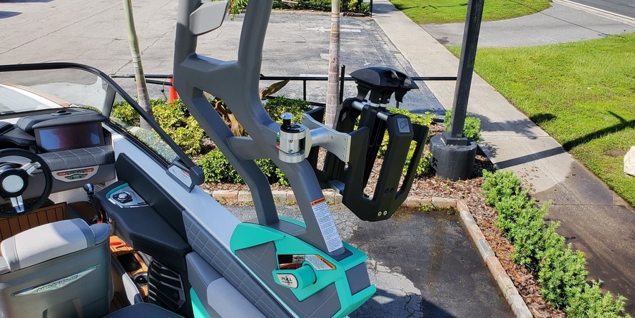 Super Air Nautique G23