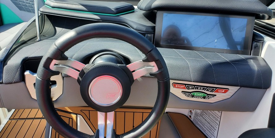 Super Air Nautique G23