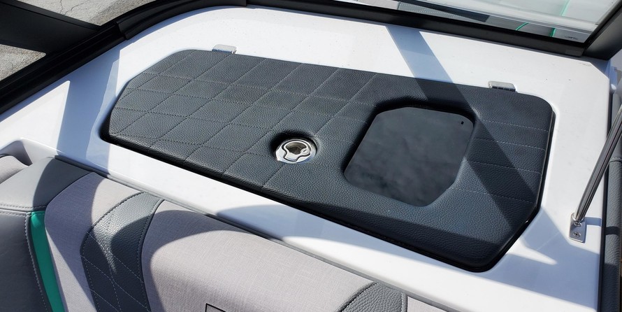 Super Air Nautique G23