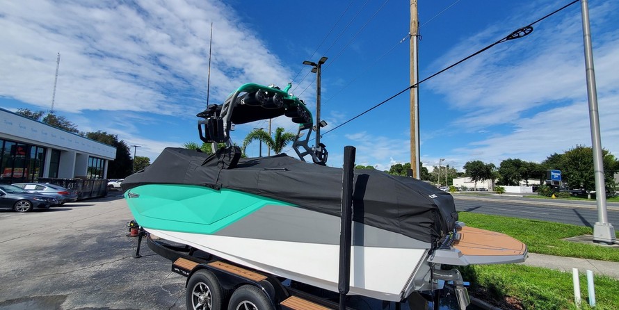 Super Air Nautique G23