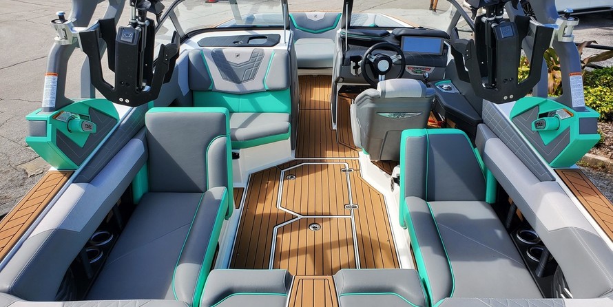 Super Air Nautique G23