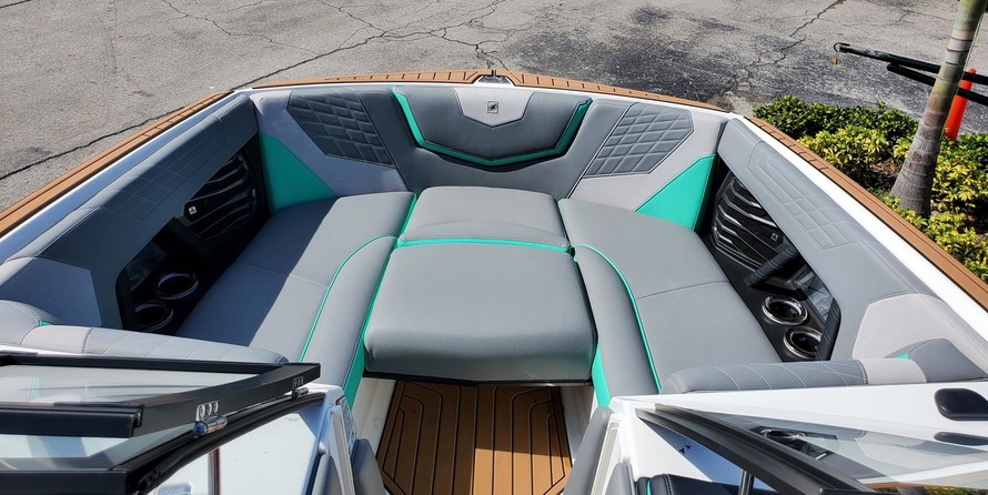 Super Air Nautique G23