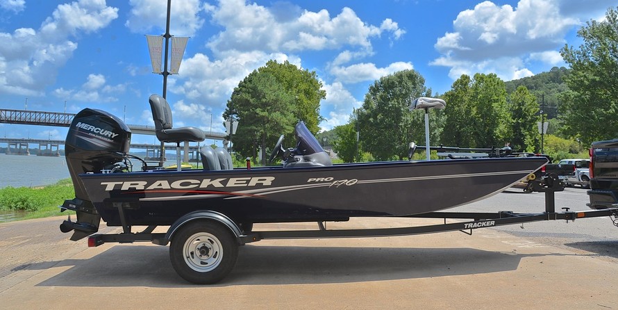 Tracker Pro 170