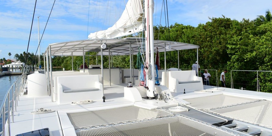 Nautitech dufour custom med 82