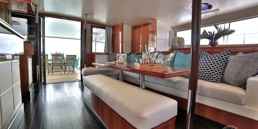 Fountaine Pajot Galathea 65