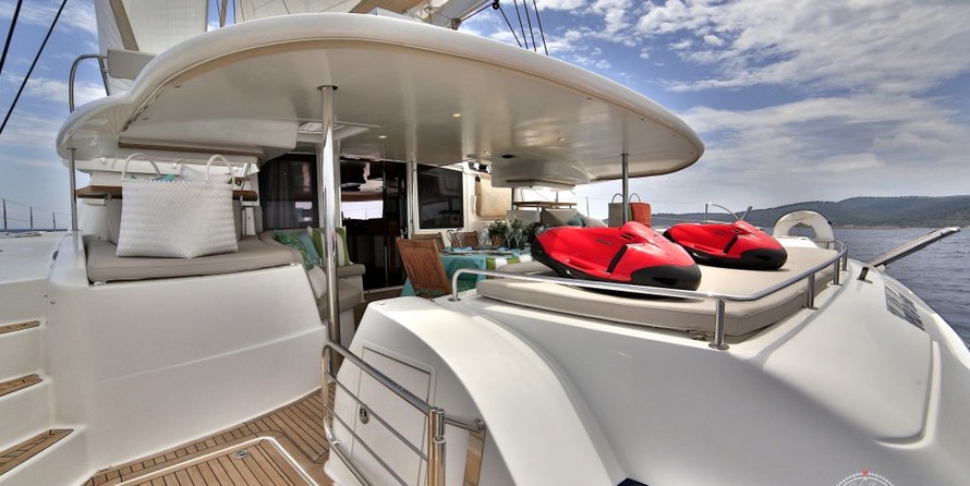Fountaine Pajot Galathea 65