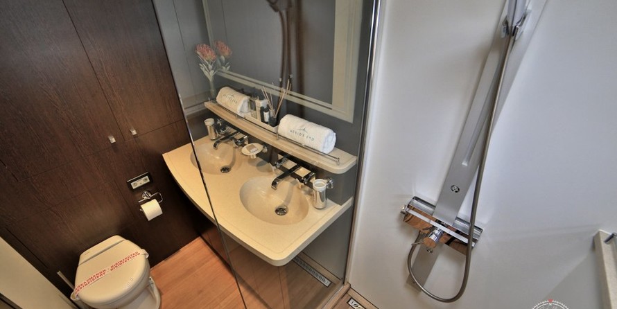 Fountaine Pajot Galathea 65