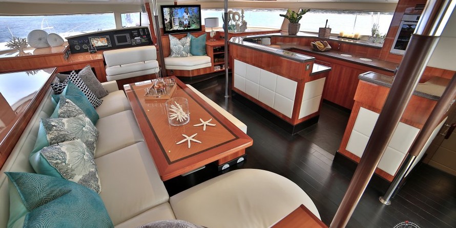 Fountaine Pajot Galathea 65