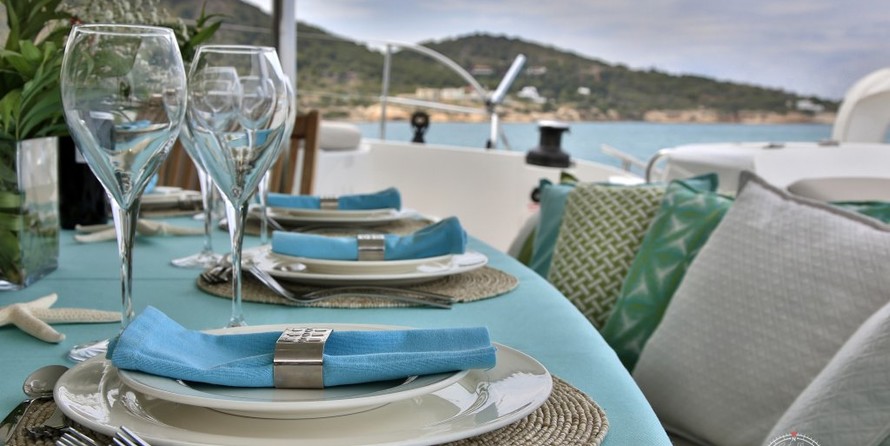 Fountaine Pajot Galathea 65