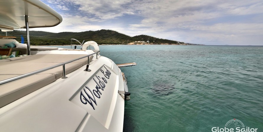 Fountaine Pajot Galathea 65