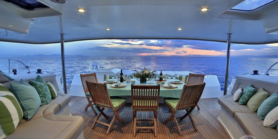 Fountaine Pajot Galathea 65