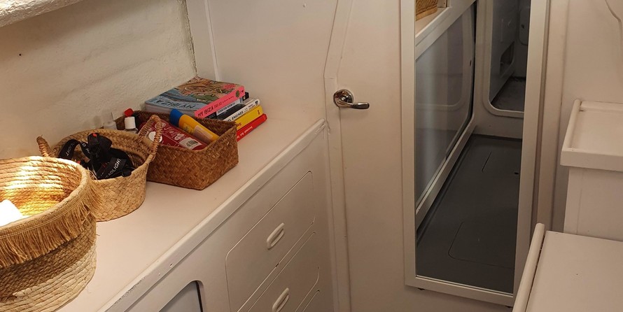 Prout snowgoose 37 elite