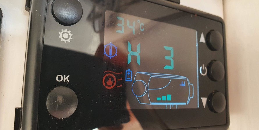 Prout snowgoose 37 elite