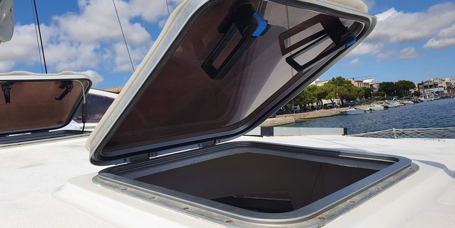 Prout snowgoose 37 elite