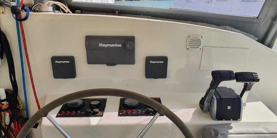 Prout snowgoose 37 elite