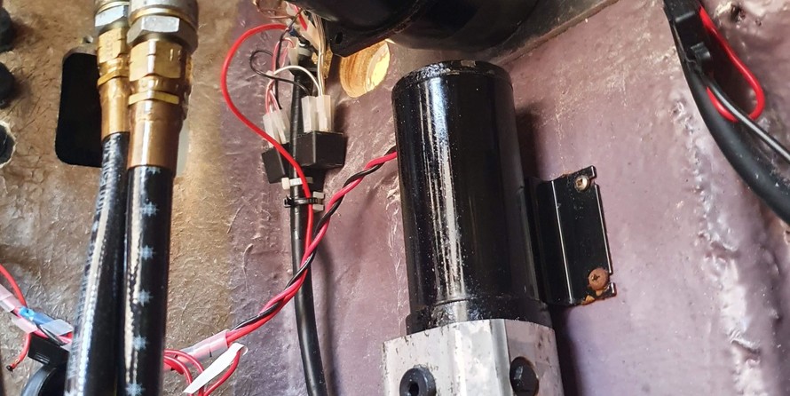 Prout snowgoose 37 elite