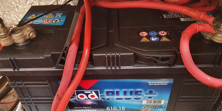 Prout snowgoose 37 elite