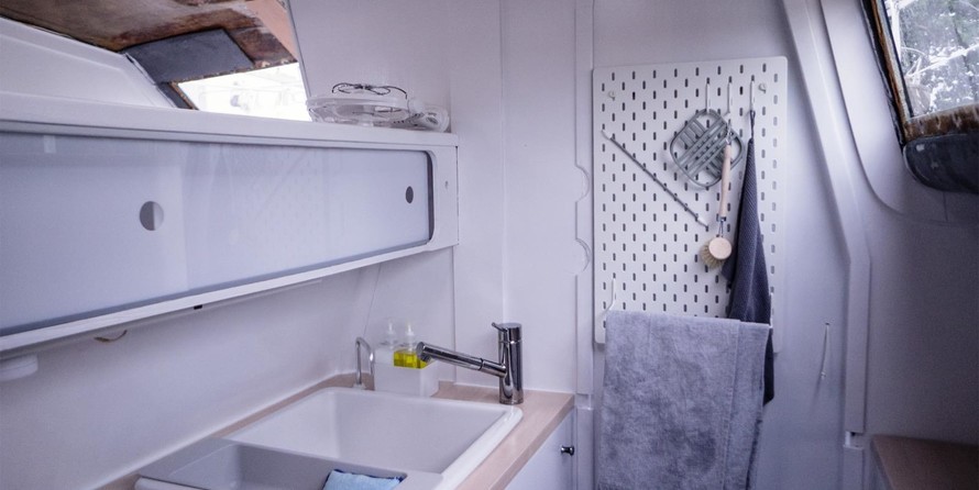 Prout snowgoose 37 elite