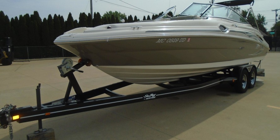 Sea Ray 270 SUNDECK