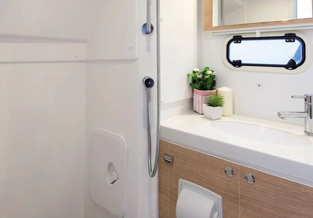 Bali 5.4 - 5 + 2 cab