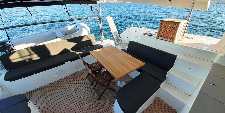 Lagoon 46