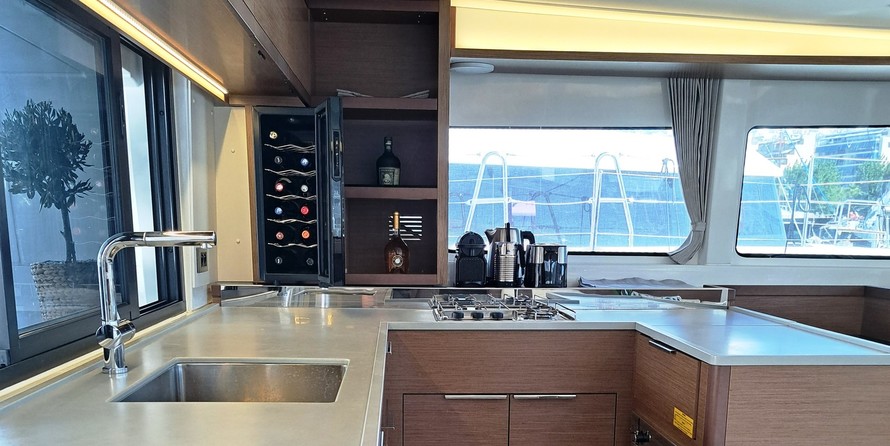 Lagoon 46