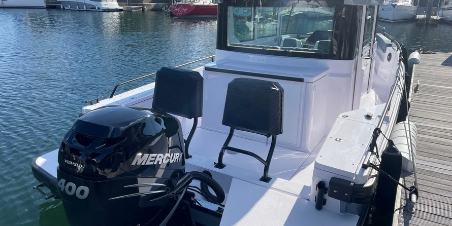 Axopar 28 Cabin