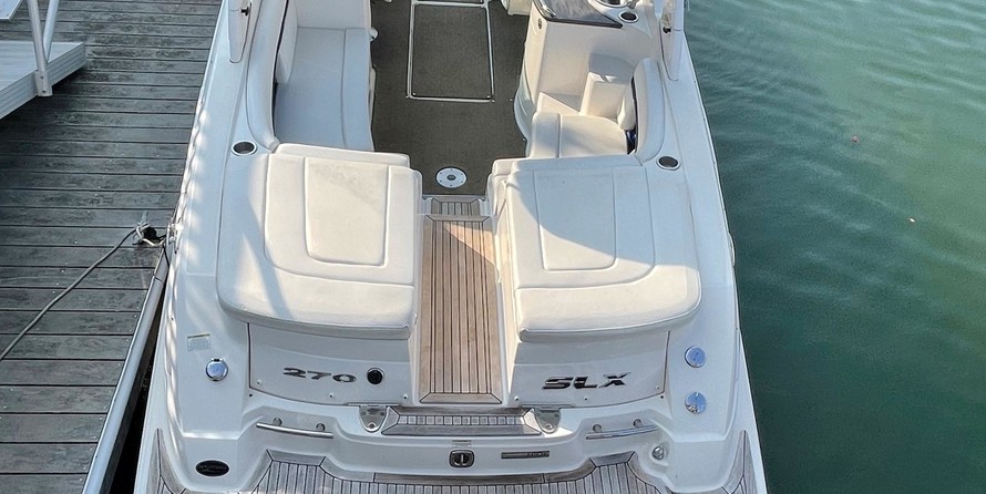 Sea Ray 270 SLX