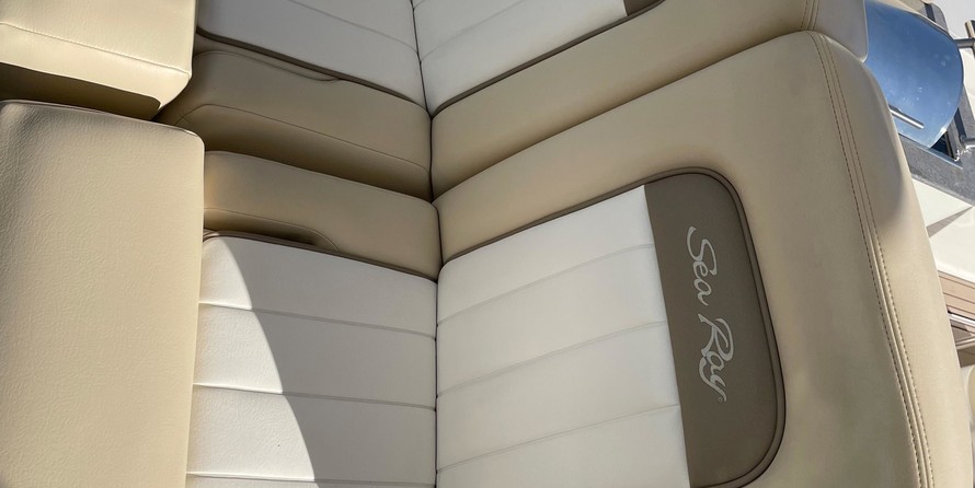 Sea Ray 370 Sundancer