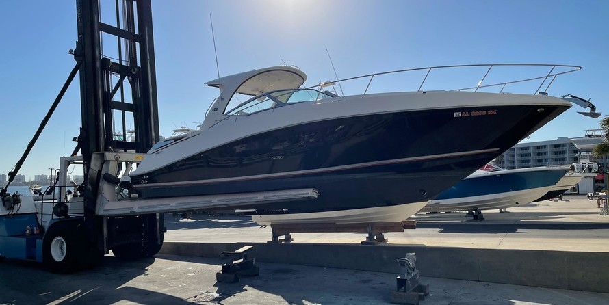 Sea Ray 370 Sundancer