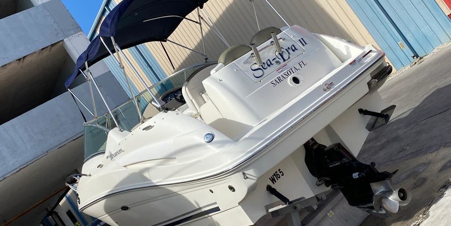Sea Ray 240 Sundancer