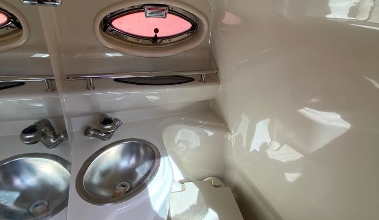 Sea Ray 240 Sundancer