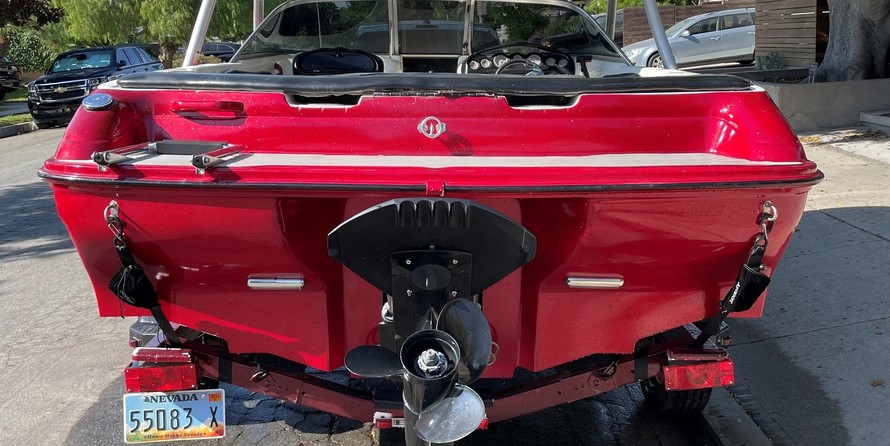 Sea ray 230 signature bowrider