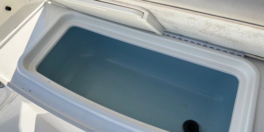 Boston Whaler 330 Outrage