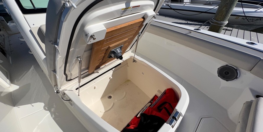 Boston Whaler 330 Outrage