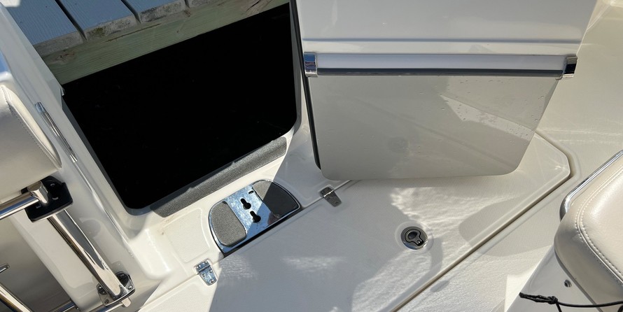 Boston Whaler 330 Outrage