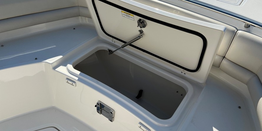 Boston Whaler 330 Outrage
