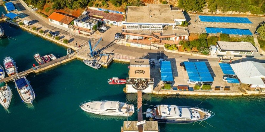 Sunseeker custom 37.40ft