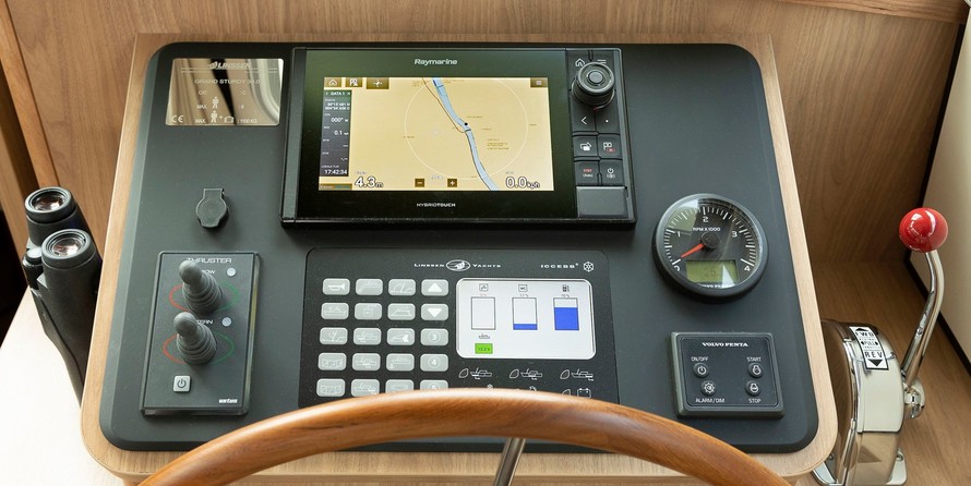 Linssen Grand Sturdy 30.0 Sedan