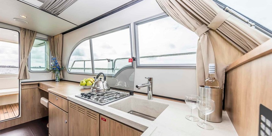 Linssen Grand Sturdy 30.0 Sedan