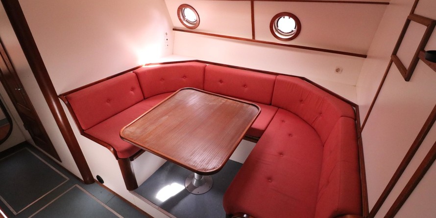 Offshore research survey vessel